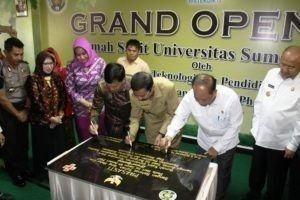 Penandatanganan Prasasti