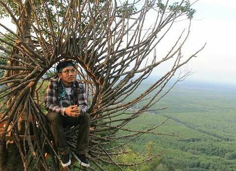 Puncak Hoza