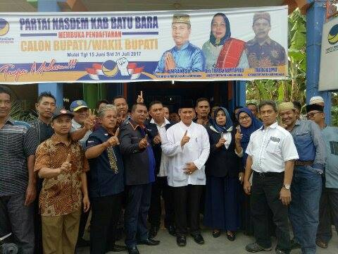 Ratusan Pendukung Darwis