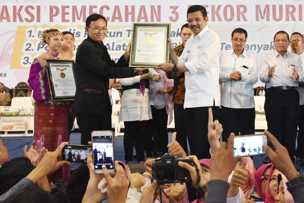 Tiga Rekor MURI Diraih