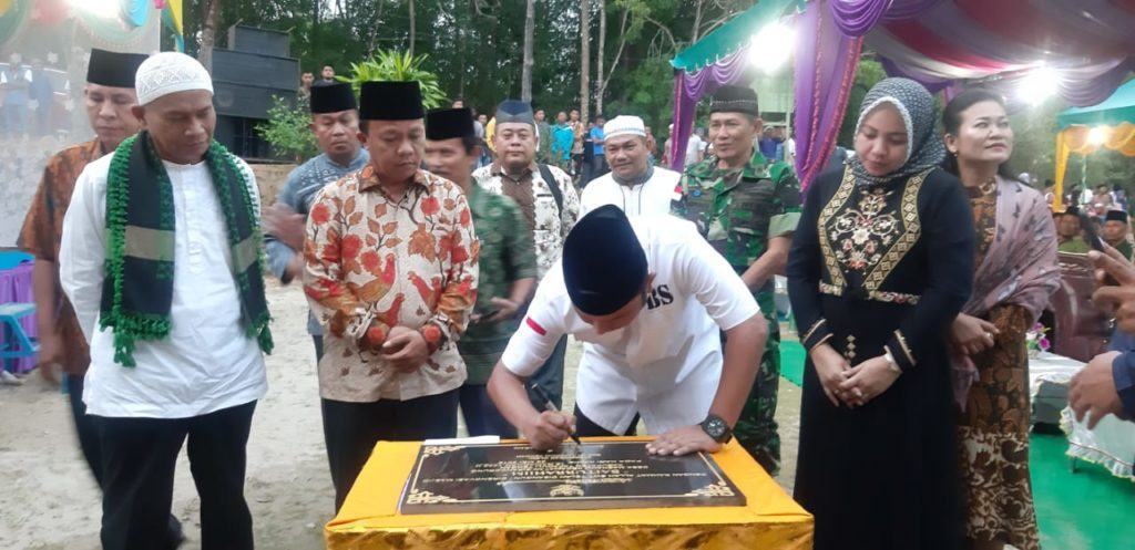 Bupati Tapanuli Tengah 