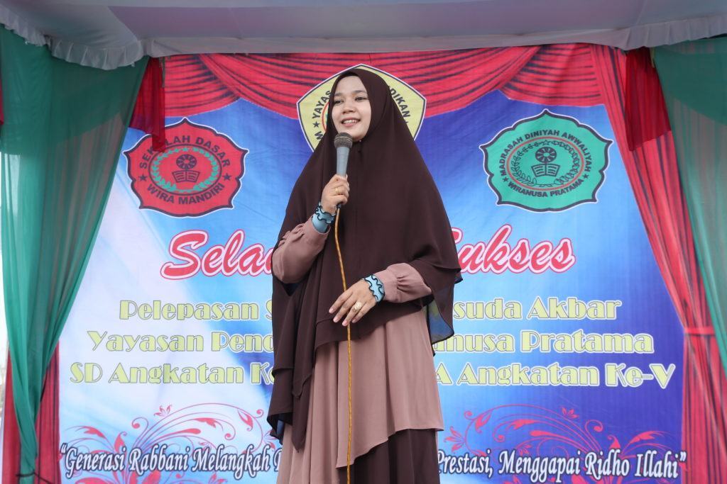 Wisuda Akbar