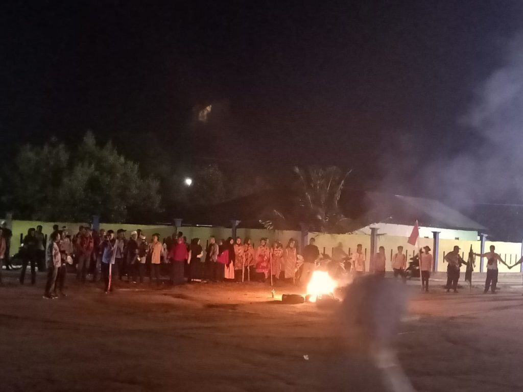 Kenang Semangat Pahlawan, Medang Deras Gelar Pawai Obor
