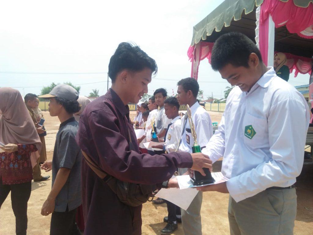 Puncak HUT RI 74 Medang Deras, Diwarnai Tabligh Akbar
