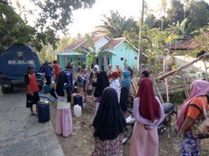 Tagana Pangandaran, Bantu Masyarakat Yang Kekurangan Air Bersih