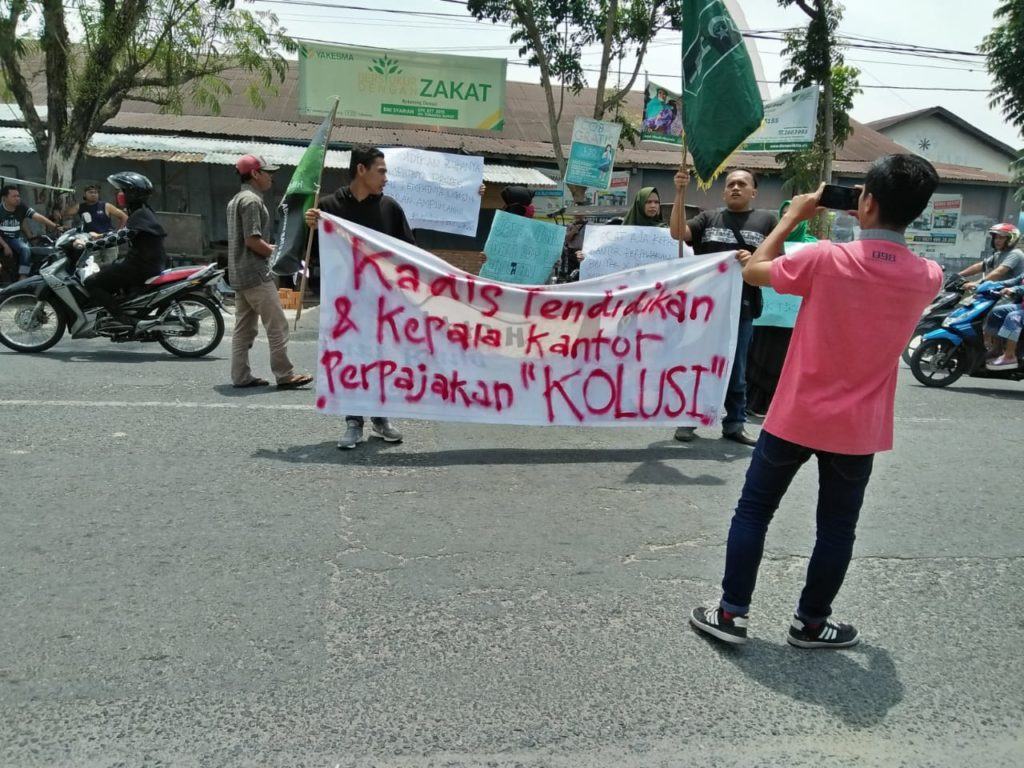 GMNI dan HMI, Menggeruduk Kantor Bupati Labuhanbatu