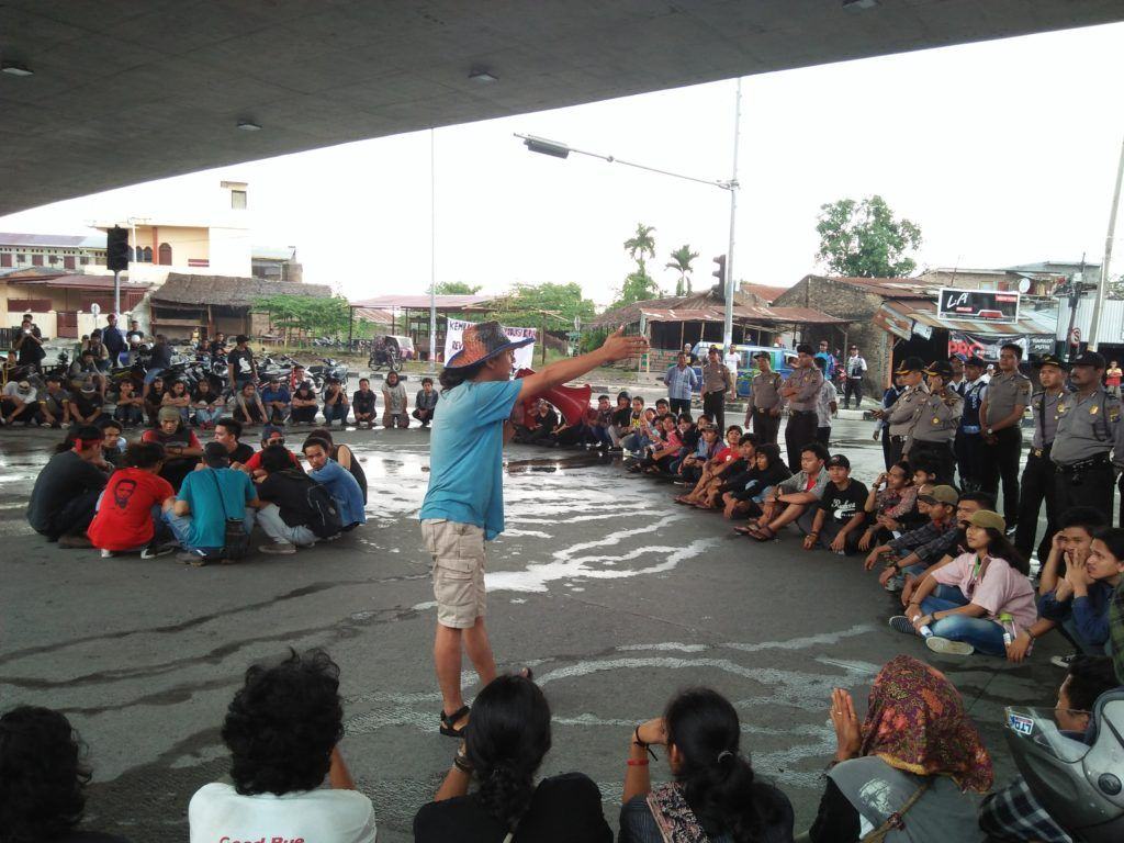 Demo Buruh Medan, Mahasiswa