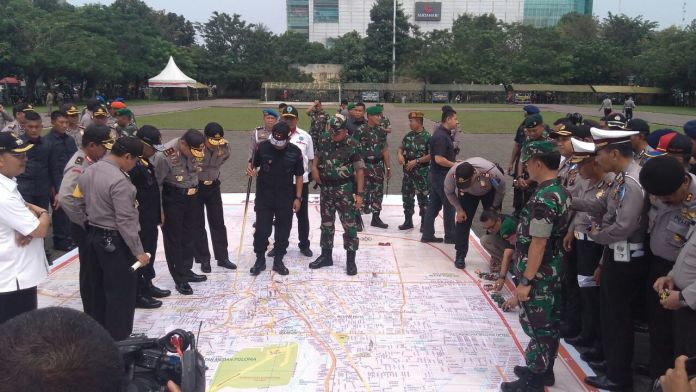 Apel Gabungan untuk Pengamanan Tahun Baru 2017 di Medan Apel Pengamanan Tahun Baru 2017