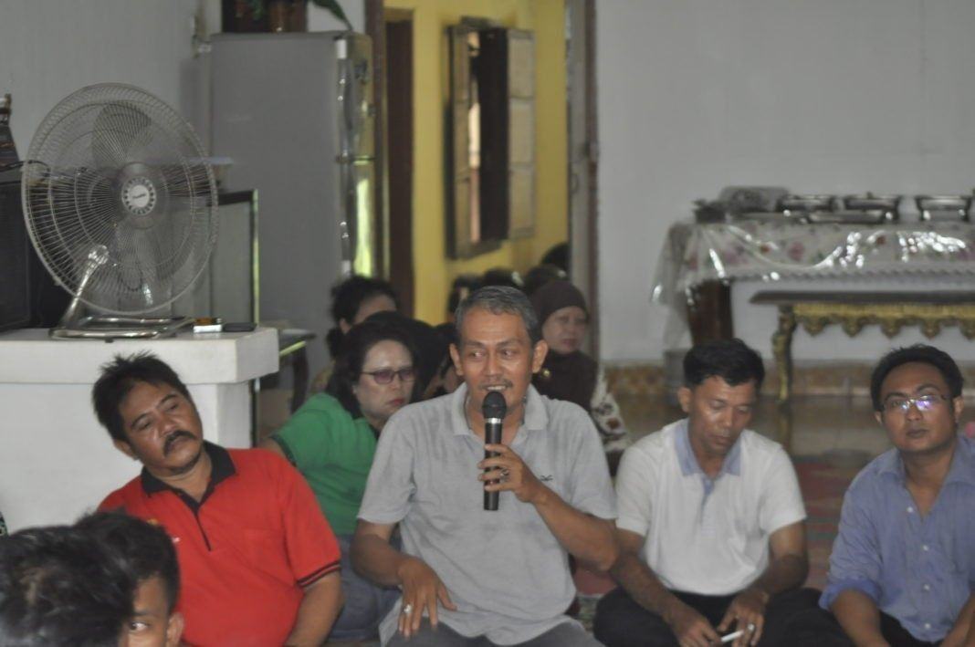 Raja Urung Senembah memberi kata sambutan