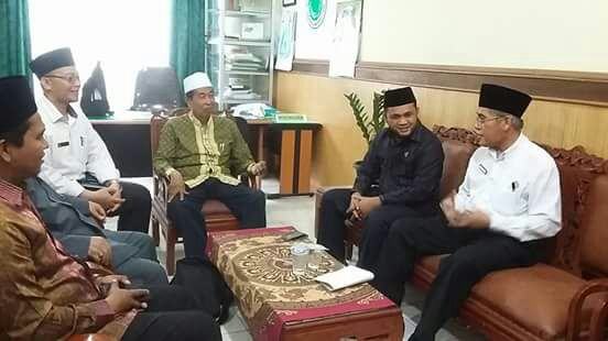 Silaturrahmi Dedi Iskandar dan MUI Sumut