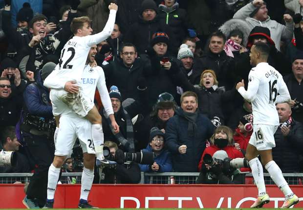 Goal/Pemain Swansea selebrasi gol