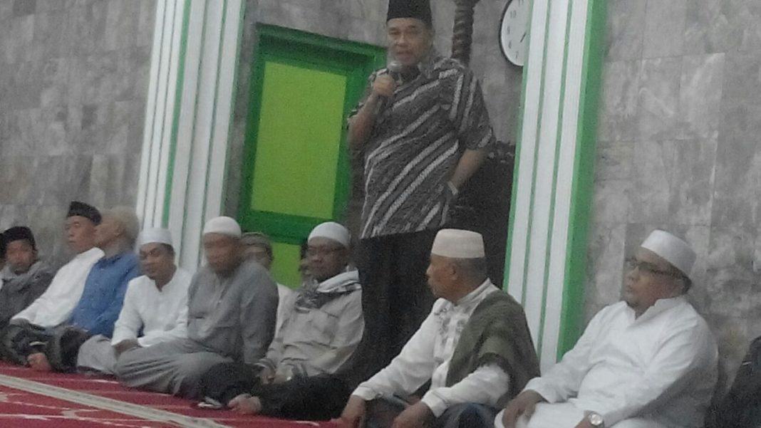 Alfi Syahri, Ketua MP ICMI Muda Tebing Tinggi (berdiri)