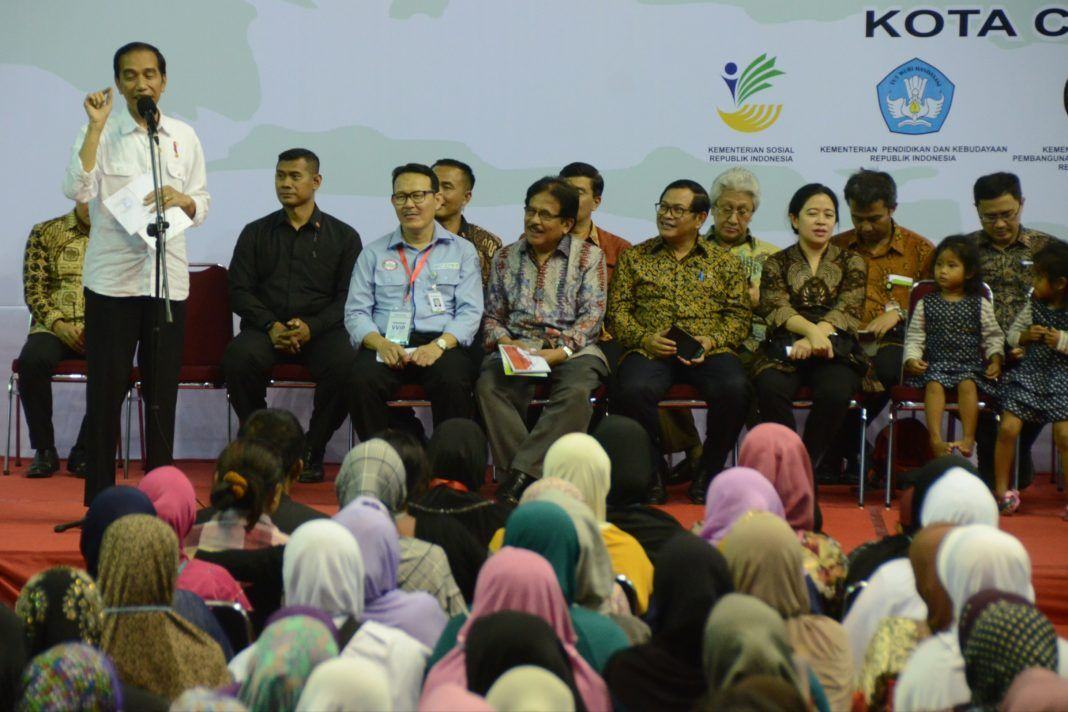 Penyerahan KIS, Presiden: Biskuit Bergizi Tinggi Harus Diberikan ke Balita Sesuai Komposisi (Muda News)