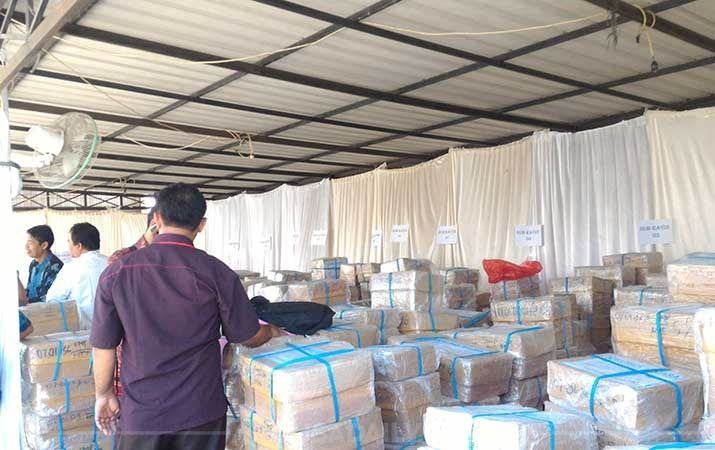 Dinas Pendidikan Medan Distribusi Naskah UN SMPSederajat 2017
