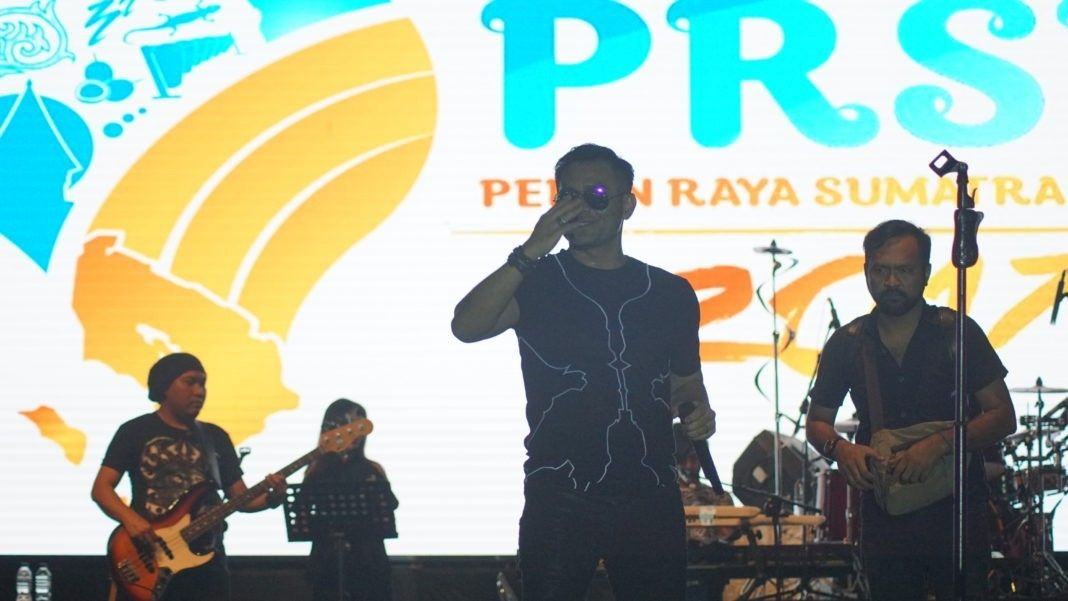 [Foto] Judika Meriahkan PRSU 2017 (10)