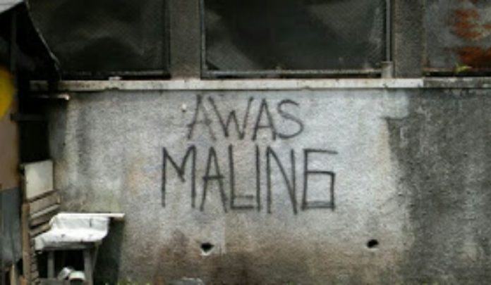 Maling Bobol rumah