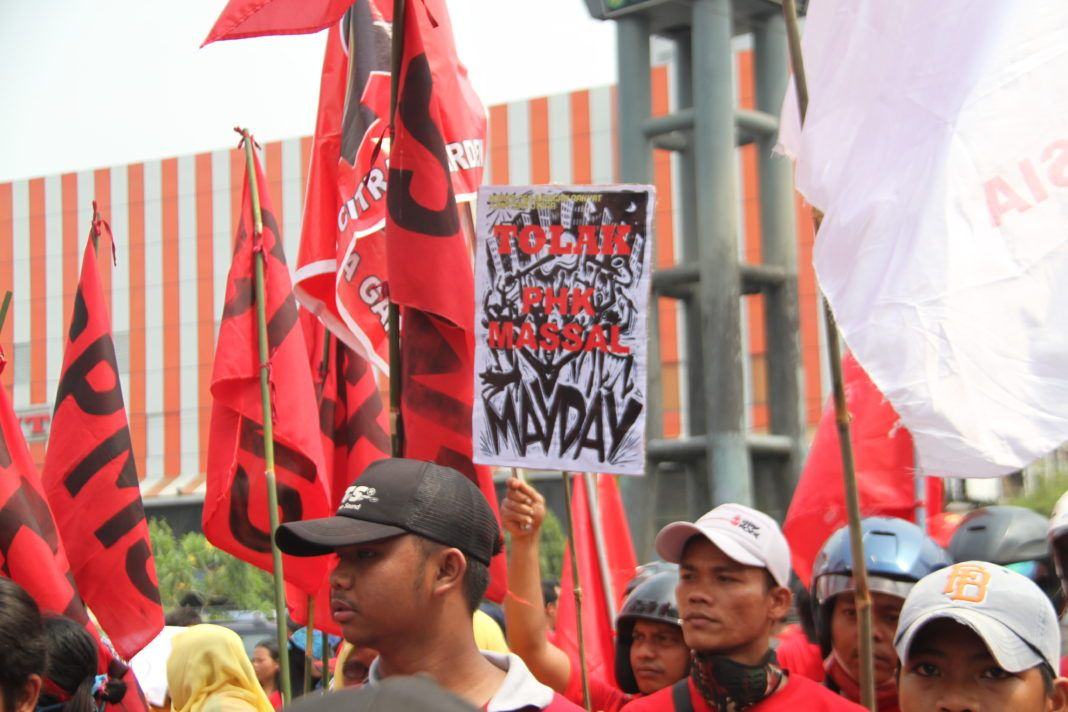 Demo Buruh Medan, Arus Lalu Lintas Seputaran Gatsu Padat