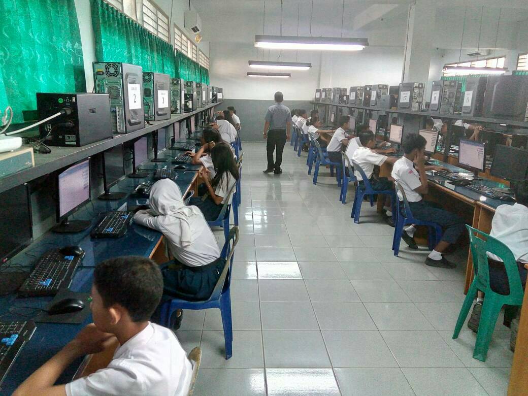 Hardiknas Medan dan UNBK
