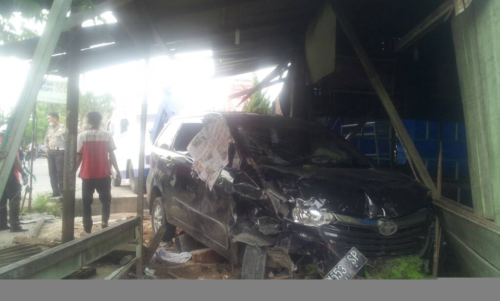 Lakalantas Medan di Setia Budi