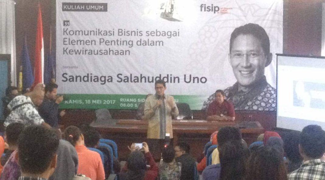 Seminar Sandiaga Uno di FSIP USU