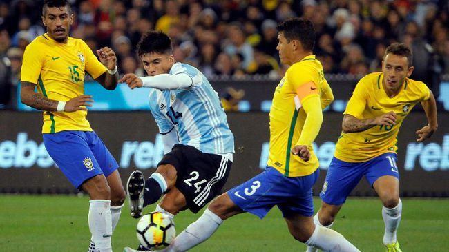 Foto: Argentina berhasil mengalahkan Brasil pada laga uji coba di Australia. (REUTERS/Jason Reed)