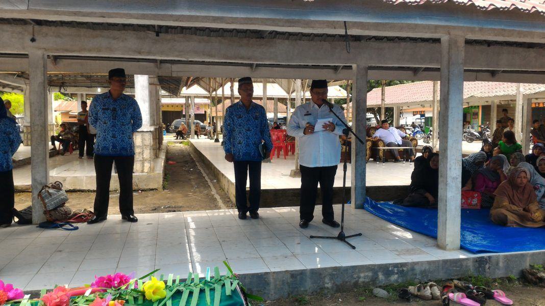 Bupati Labura Pemakaman Erlinawati