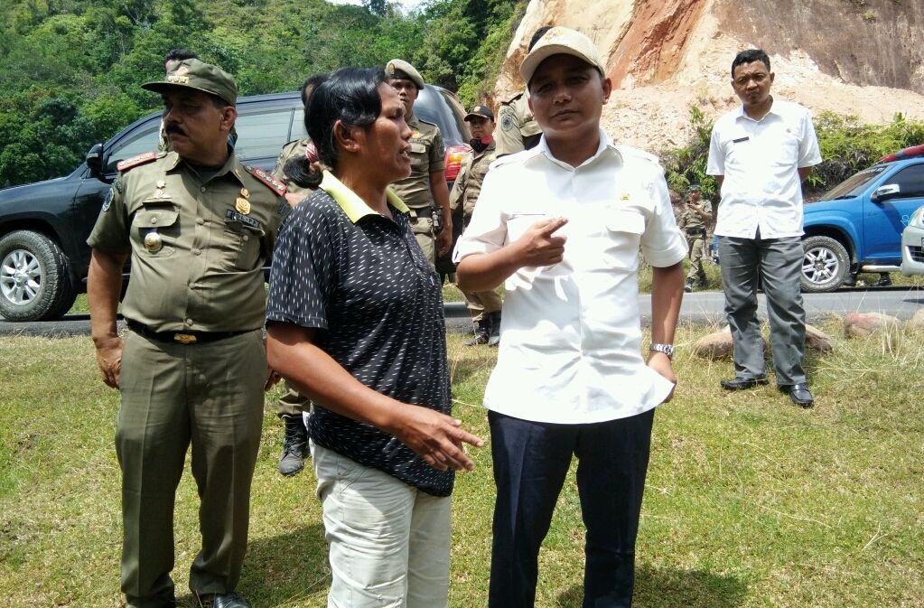 Bupati Tapteng Penertiban Pondok Kitik-kitik