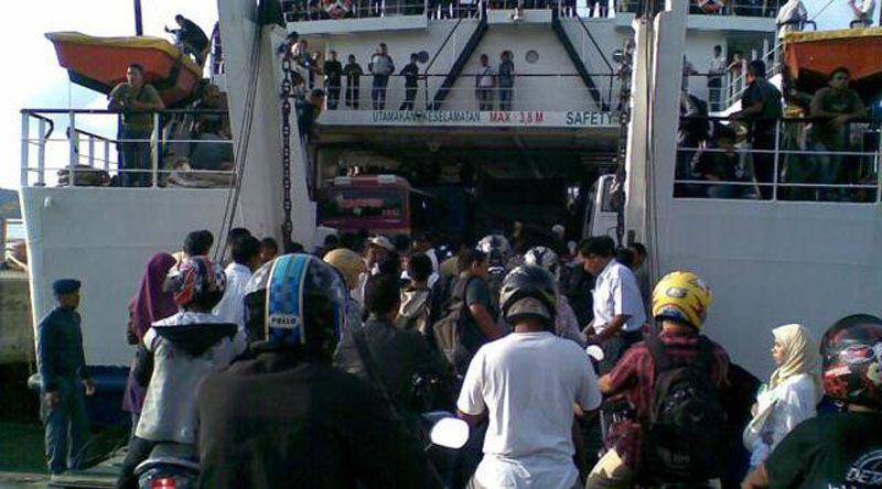 Kini pengguna jasa yang ingin membeli tiket ferry berjadwal secara online, dapat menggunakan ponsel atau tablet.