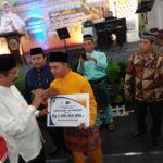 Gubsu Erry Berikan Santunan Anak Yatim dan Batuan untuk Masjid dalam Acara Buka Puasa Bersama