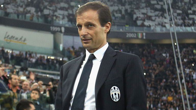 Foto: Massimiliano Allegri resmi memperpanjang kontraknya bersama Juventus hingga 2020.