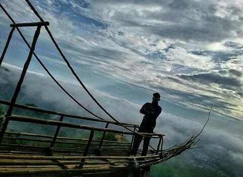 Puncak Hoza