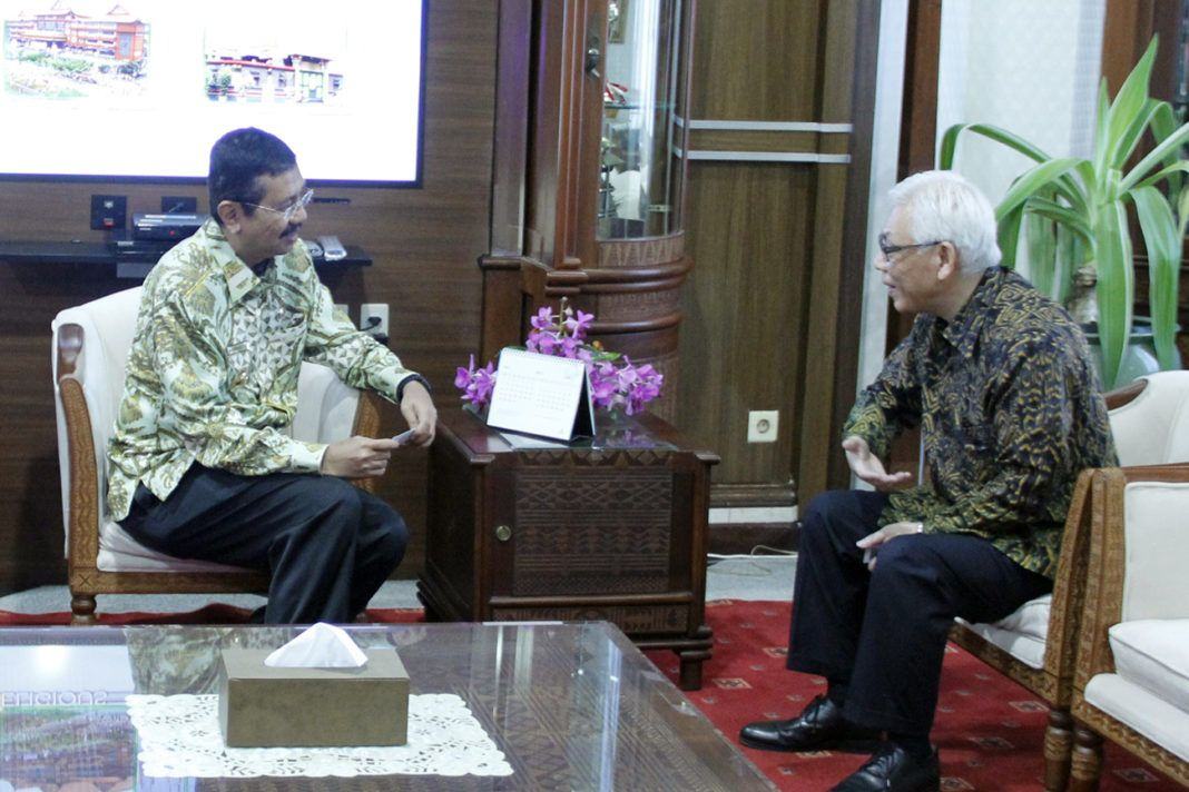 Terima Konsul Jepang yang Baru