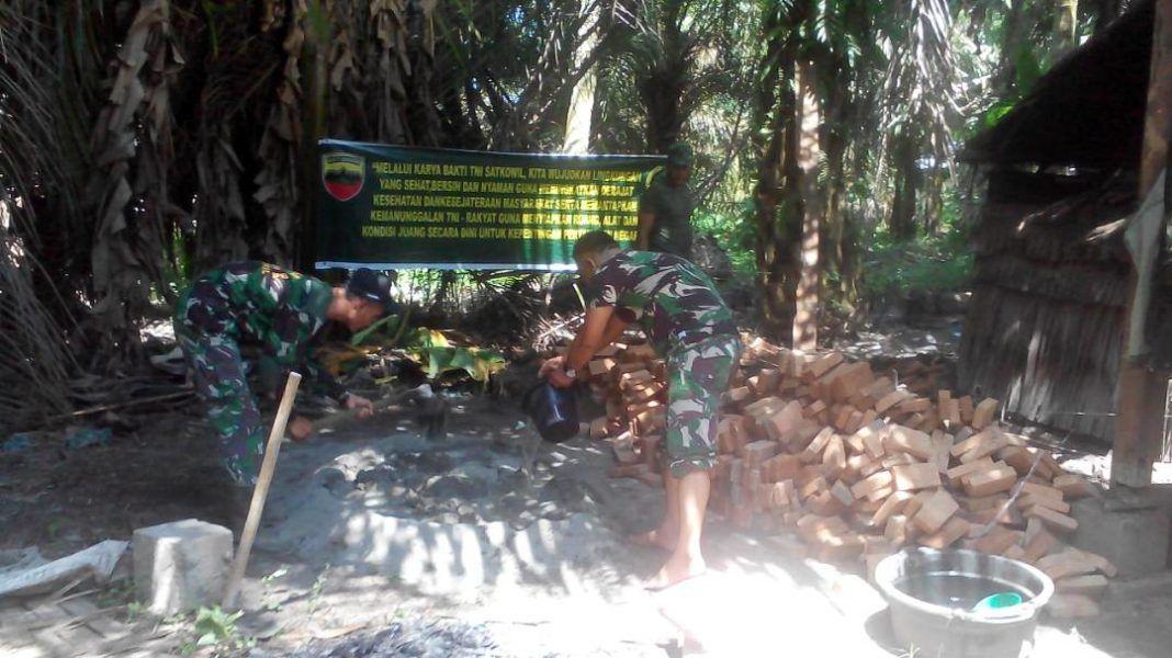 Bangunan Jamban di Koramil Medang Deras