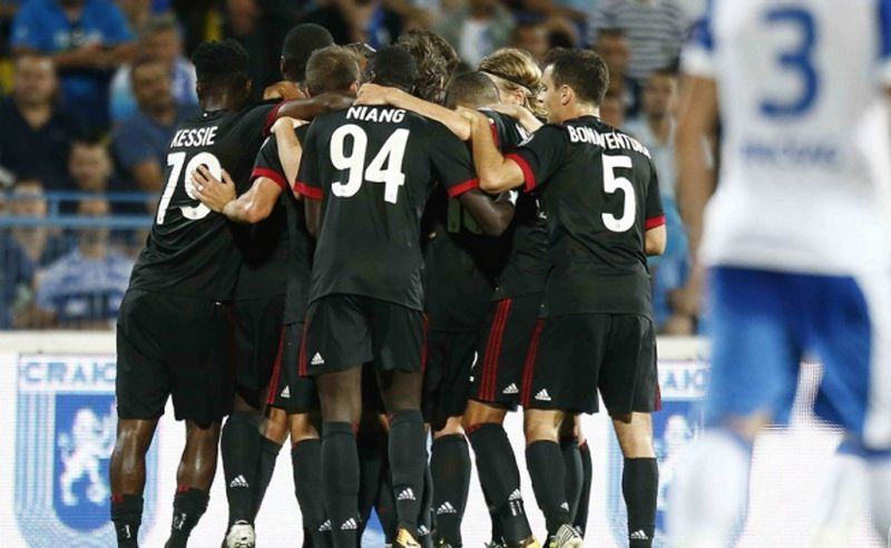 Para pemain AC Milan merayakan kemenangan atas Craiova (Foto: ACMilan)
