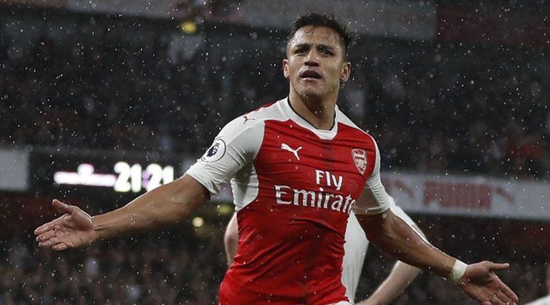 Striker Arsenal Alexis Sanchez masuk radar Manchester City (arsenal.com)
