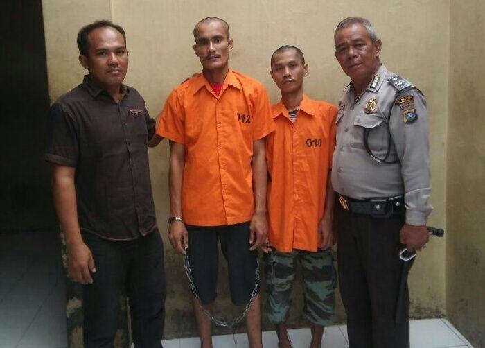 Lagi Isap Ganja Warga Gatot Subroto