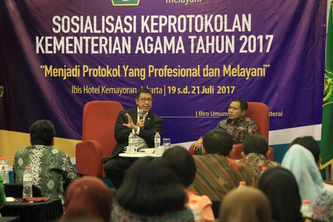 Foto: Menag Lukman Hakim Saifuddin beri sambutan pada Sosialisasi Keprotokolan Kemenag Tahun 2017 di Jakarta, Kamis (20/7).