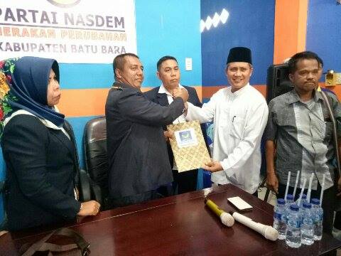 Ratusan Pendukung Darwis