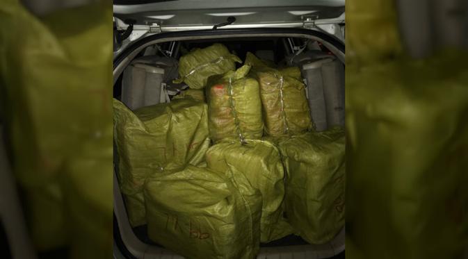 Barang bukti penyeludupan sabu seberat 1 ton yang digagalkan polisi di Anyer, Banten. (Dok Pol)