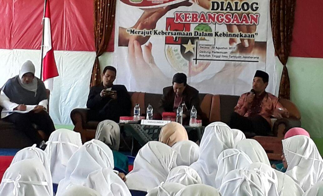 Memperingati Hari Kemerdekaan RI