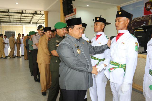 Bupati Labura
