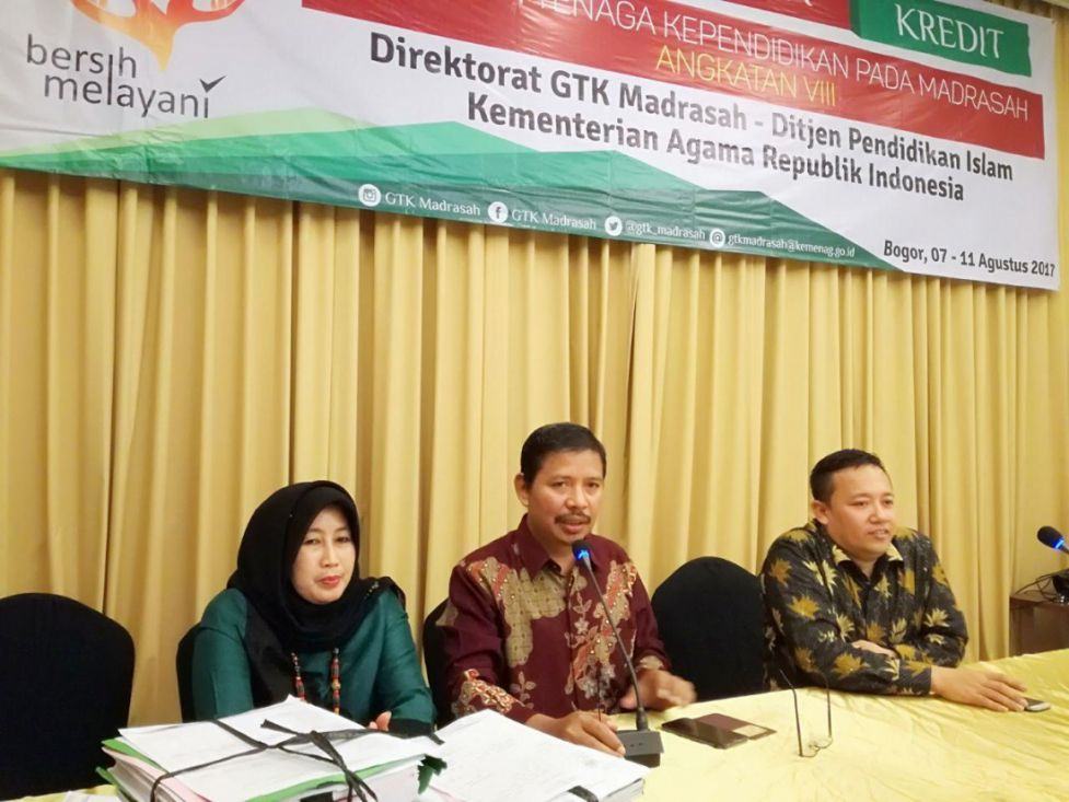 Kementerian Agama akan mengembangkan Penilaian Angka Kredit (PAK) berbasis online untuk pengurusan kenaikan pangkat guru madrasah.