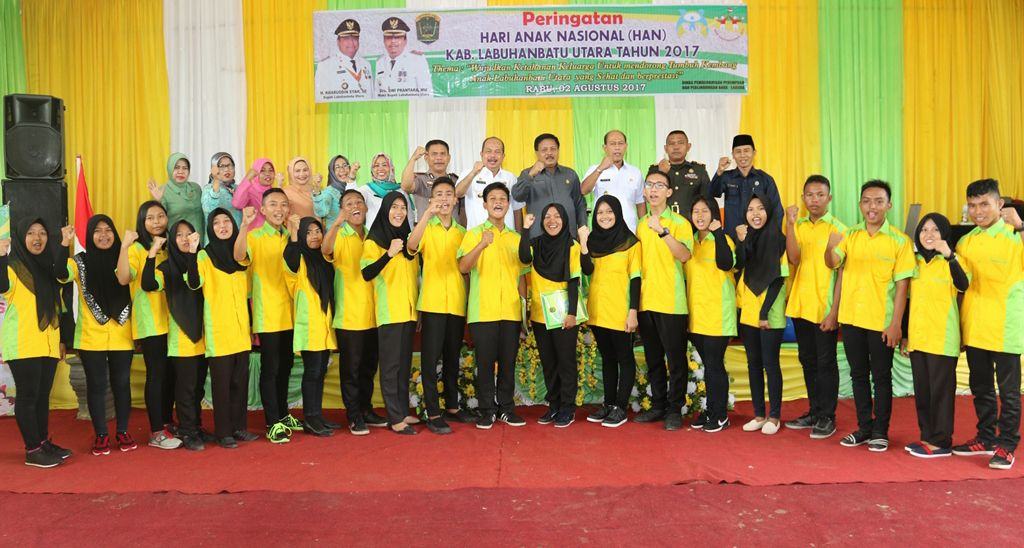 Ketua DPRD Labura