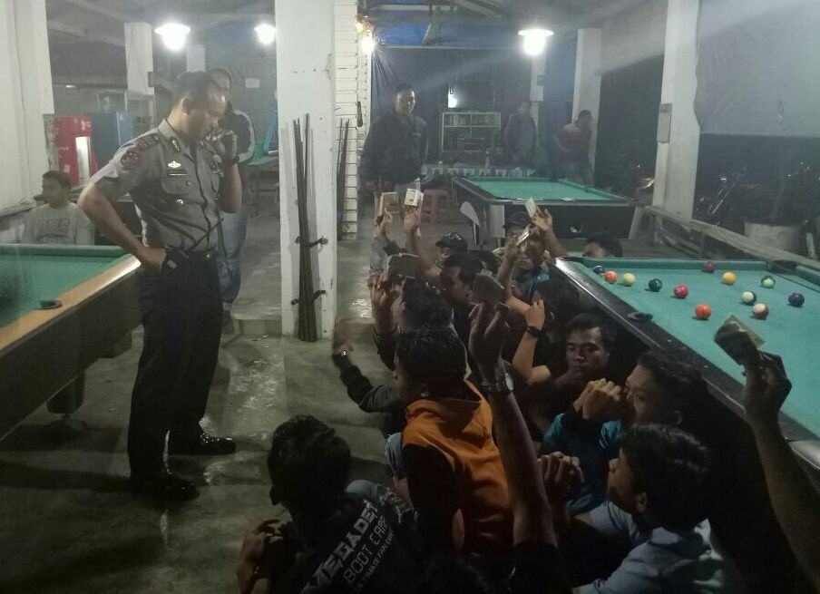 Meresahkan Warga Lima Pemuda