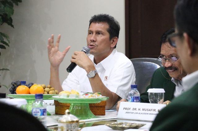 Foto: Menteri PANRB Asman Abnur saat beraudiensi dengan civitas akademikan UIN Alauddin Makassar, Kamis (14/9).