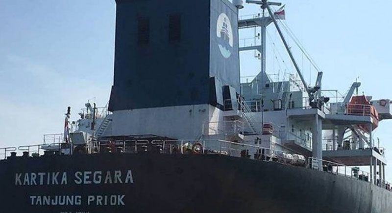 Kapal tanker Kartika Segara yang bertabrakan dengan kapal keruk milik Republik Dominika (Foto: Channel News Asia/Mediacorp).