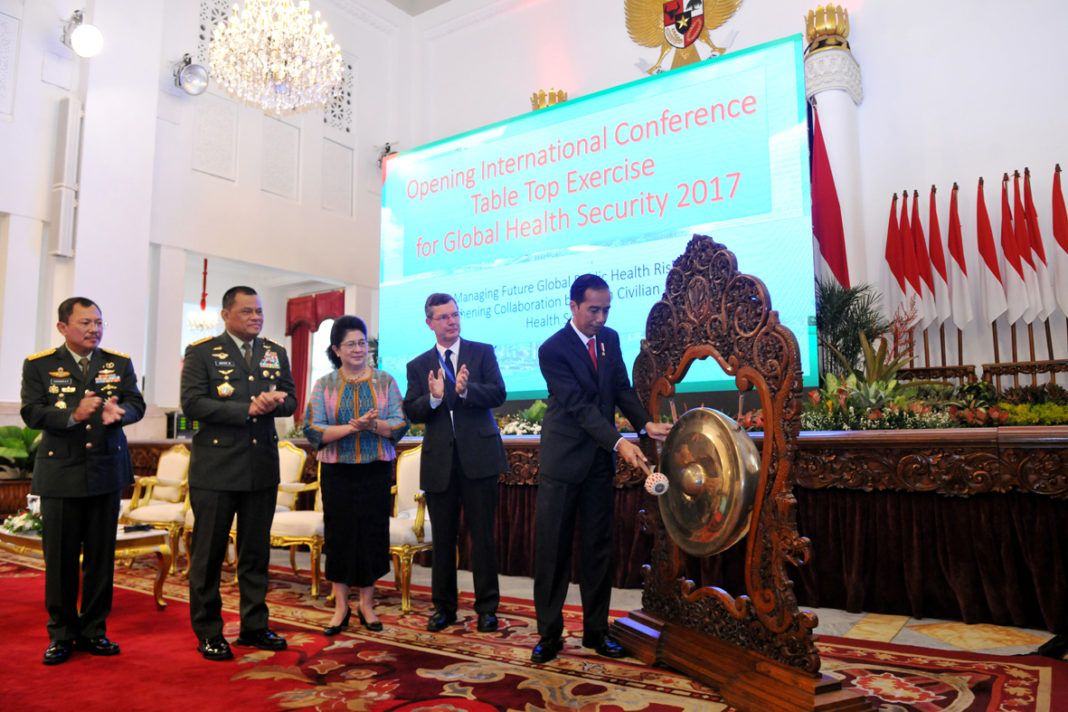 Foto: Presiden Jokowi saat membuka Konferensi Internasional dan Table Top Exercise untuk Global Health Security Tahun 2017, di Istana Negara, Jakarta, Selasa (24/10).