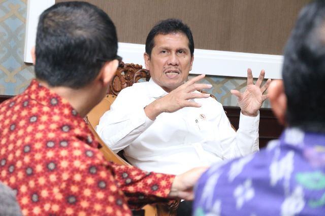 Foto: Menteri PANRB Asman Abnur saat menerima audiensi Dewan Pengawas TVRI, di Kantor Kementerian PANRB, Selasa (3/10).