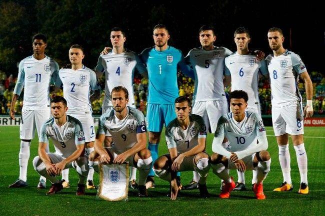 Skuat Inggris. (Foto: AFP/Adrian Dennis)
