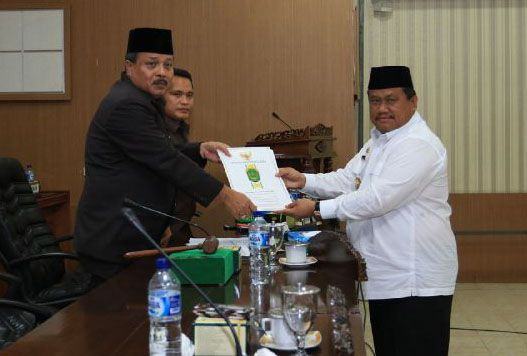 Bupati Labura